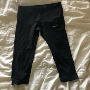 Nike crop leggings
